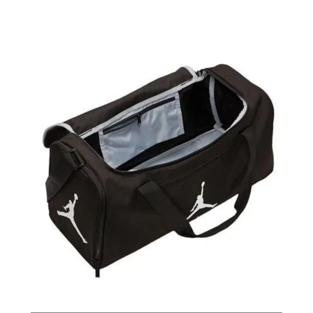 NEW Nike Air Jordan Jumpman Duffle Bag Black & White Size Small # SM0744-023